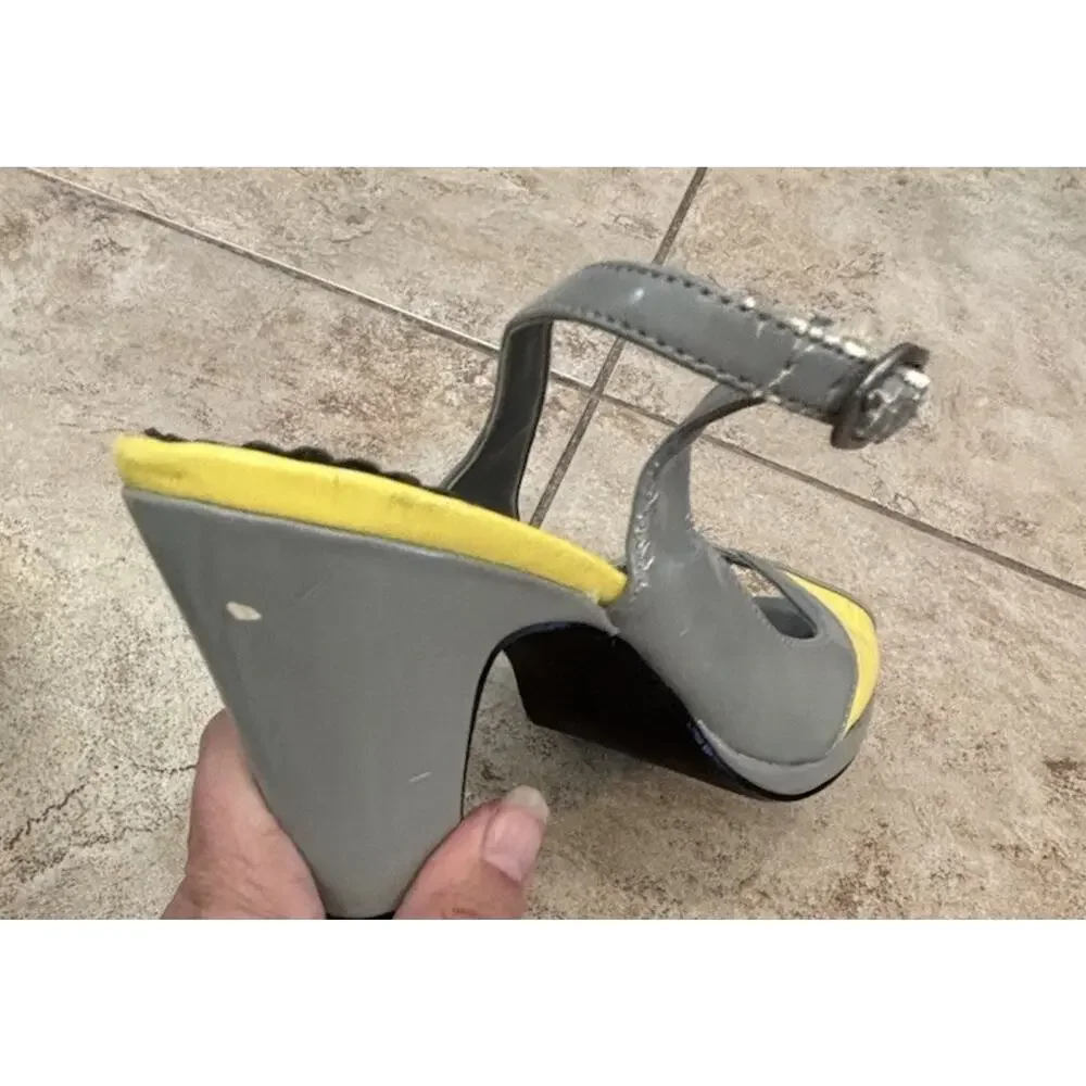 Madden Girl Slingback Heels Women’s Size 7 Yellow/Grey Kitten Heel